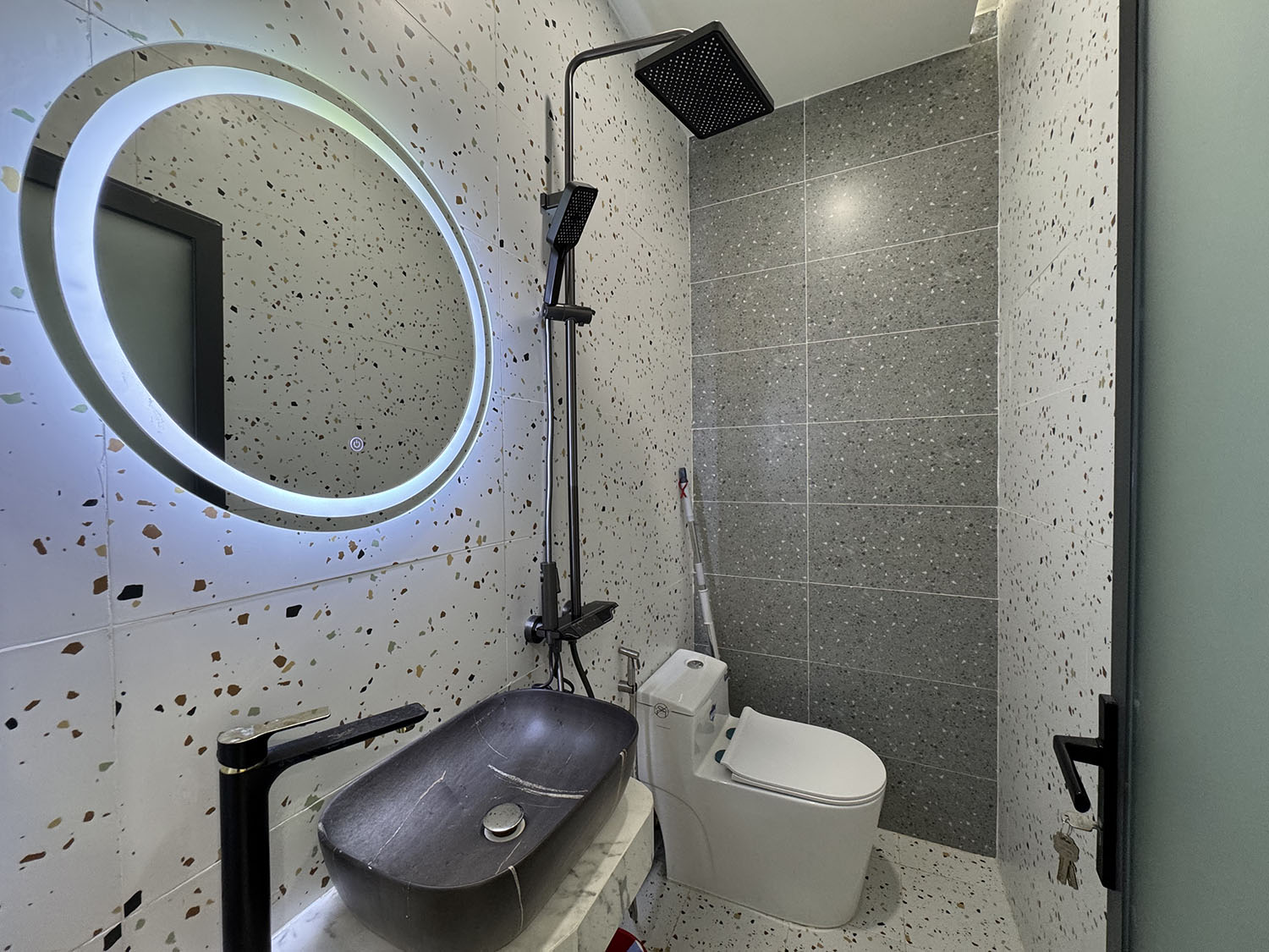 Chính thức mở bán Biệt thự Mini full nội thất cao cấp hẻm xe hơi VF5 khu VIP cách Hoàng Văn Thụ 25m